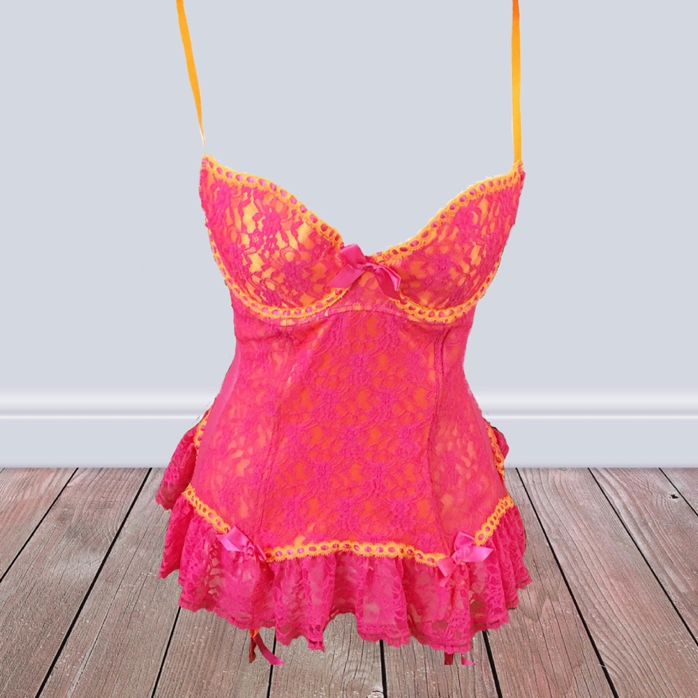 Victoria Secret Sexy Little thing bustier 34C pink